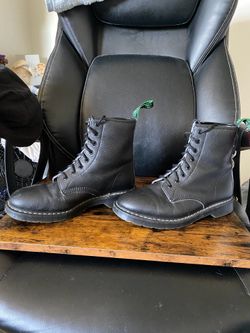 Solovair black boots US MENS SZ 9