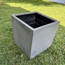 Planter Pot Large Indoor/ Outdoor Nursery Planter Square