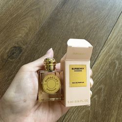 Burberry Goddess 5ml