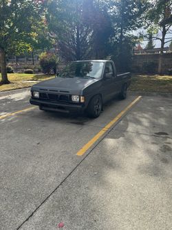 1990 Nissan Pickup