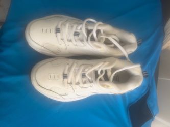Tenis