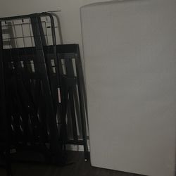 Crib with mattress and mattress cover