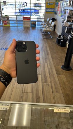 iPhone 16 pro max 256 GB UNLOCKED