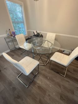 Glass Round Dining Table