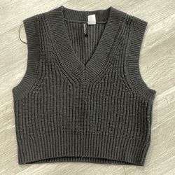 Clothes - Brandy Melville - H&M - and more 