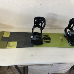 Men’s Burton Snowboard