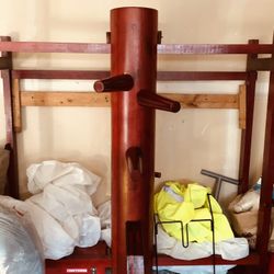 Mook Jong ( Wooden Dummy)