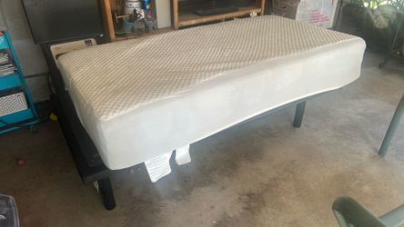 Adjustable bed