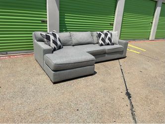 Free Delivery - Modern Grey Sectional Set