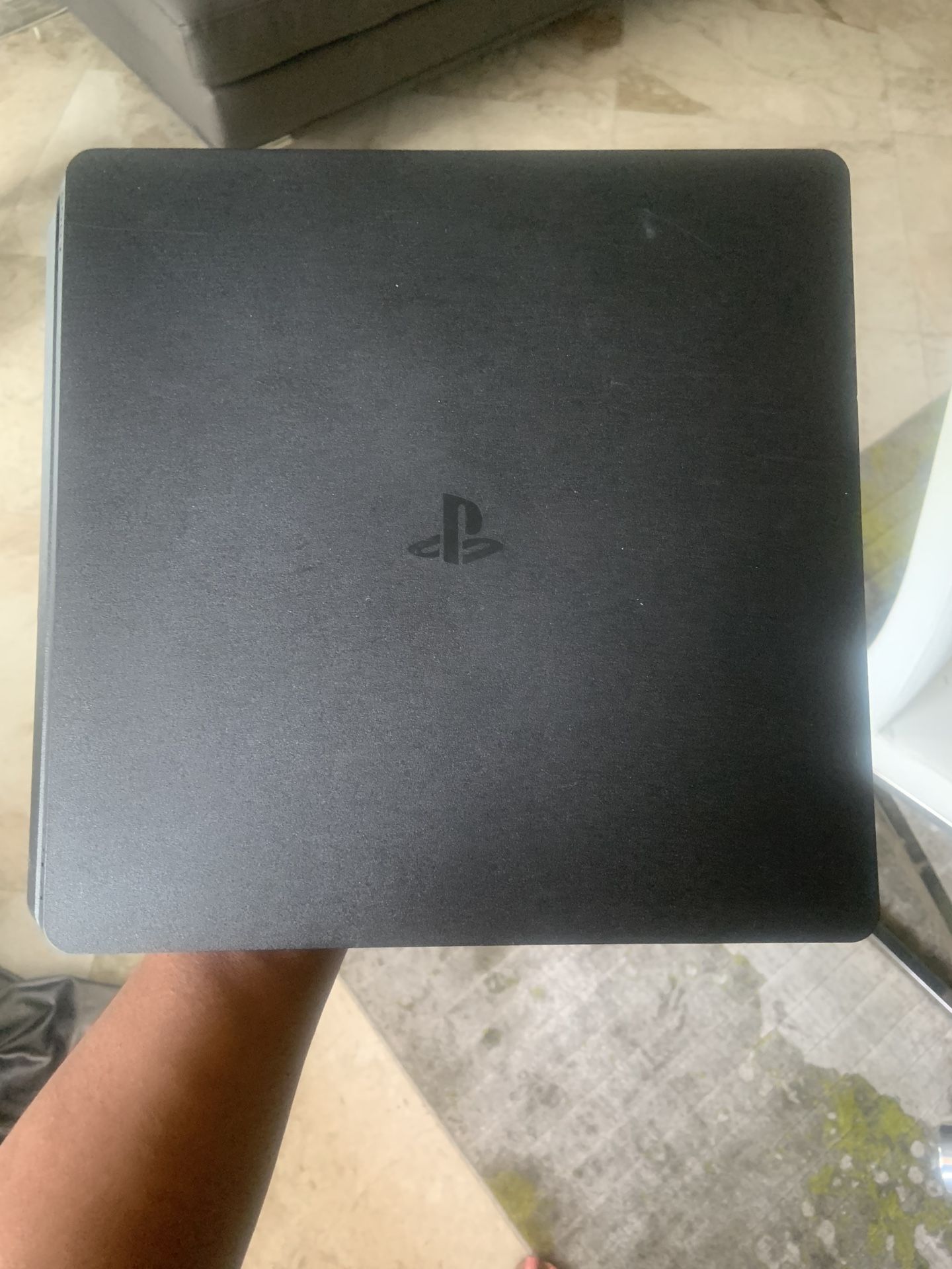 PS4 Slim