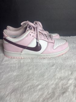 Nike Dunk Size 7y Valentines Day