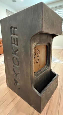Kicker solo KR12SX Enclosure