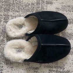 UGG Scuff Slipper (Men) Size 9