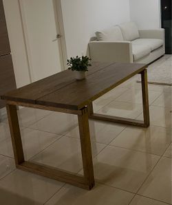 Mesa comedor  ( MORBYLANGA )