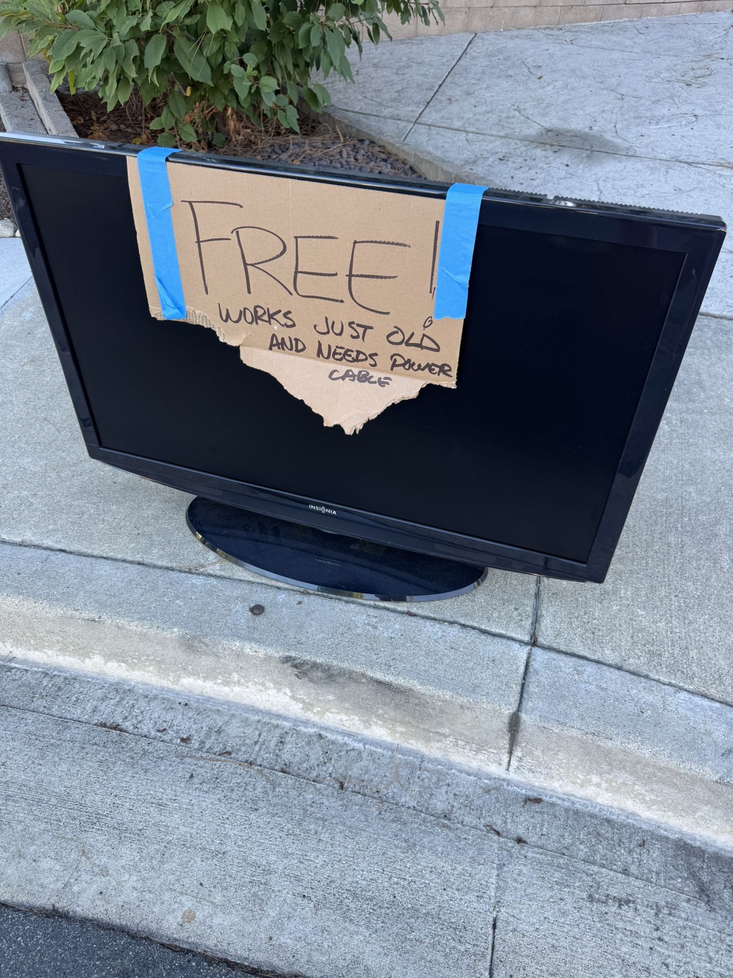 Free 47” LCD Tv