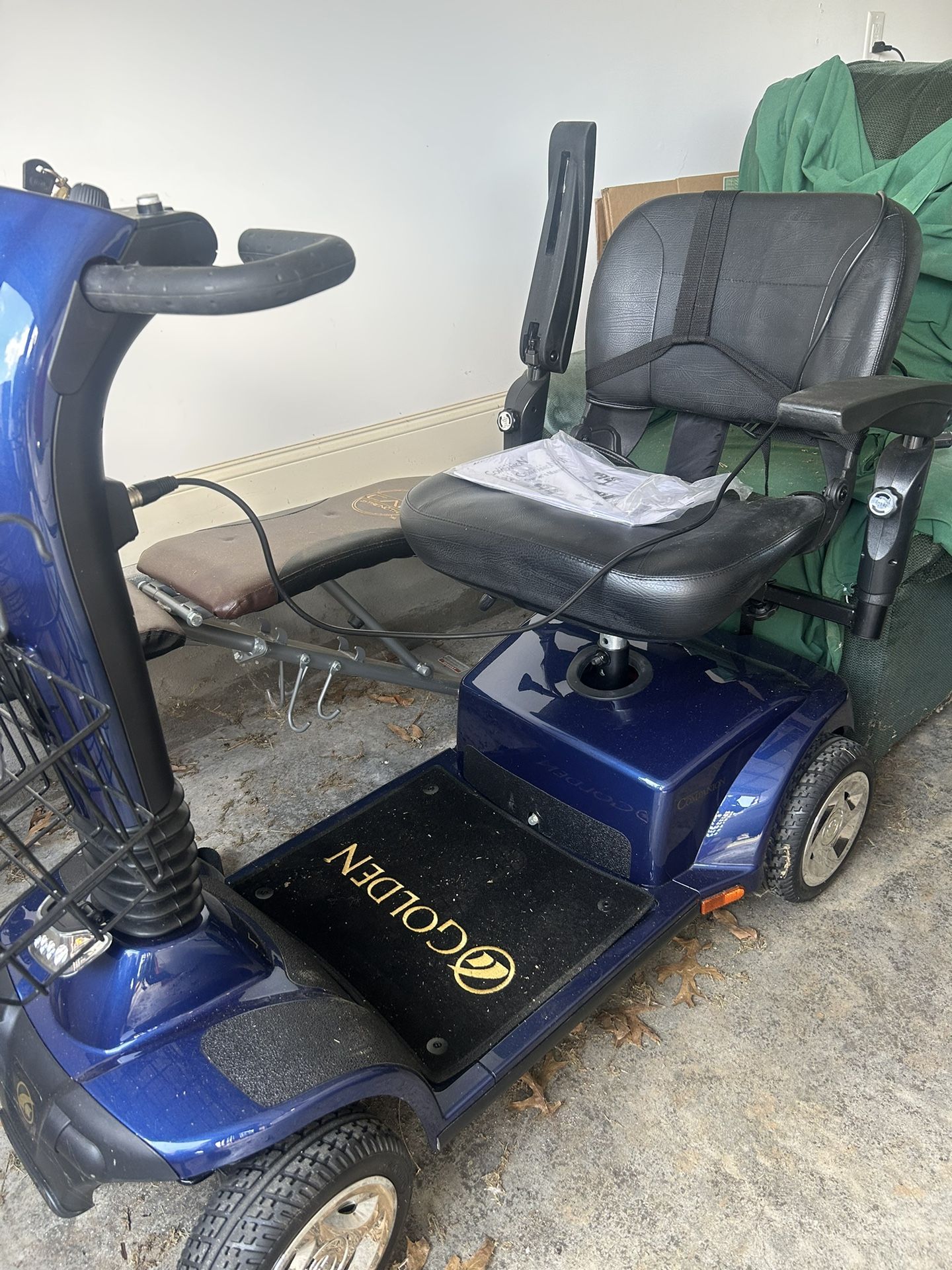 Golden Champion II 4 Wheel Scooter