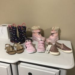 Girl Shoes Boots Sandals Size 7 And 8   Package 3