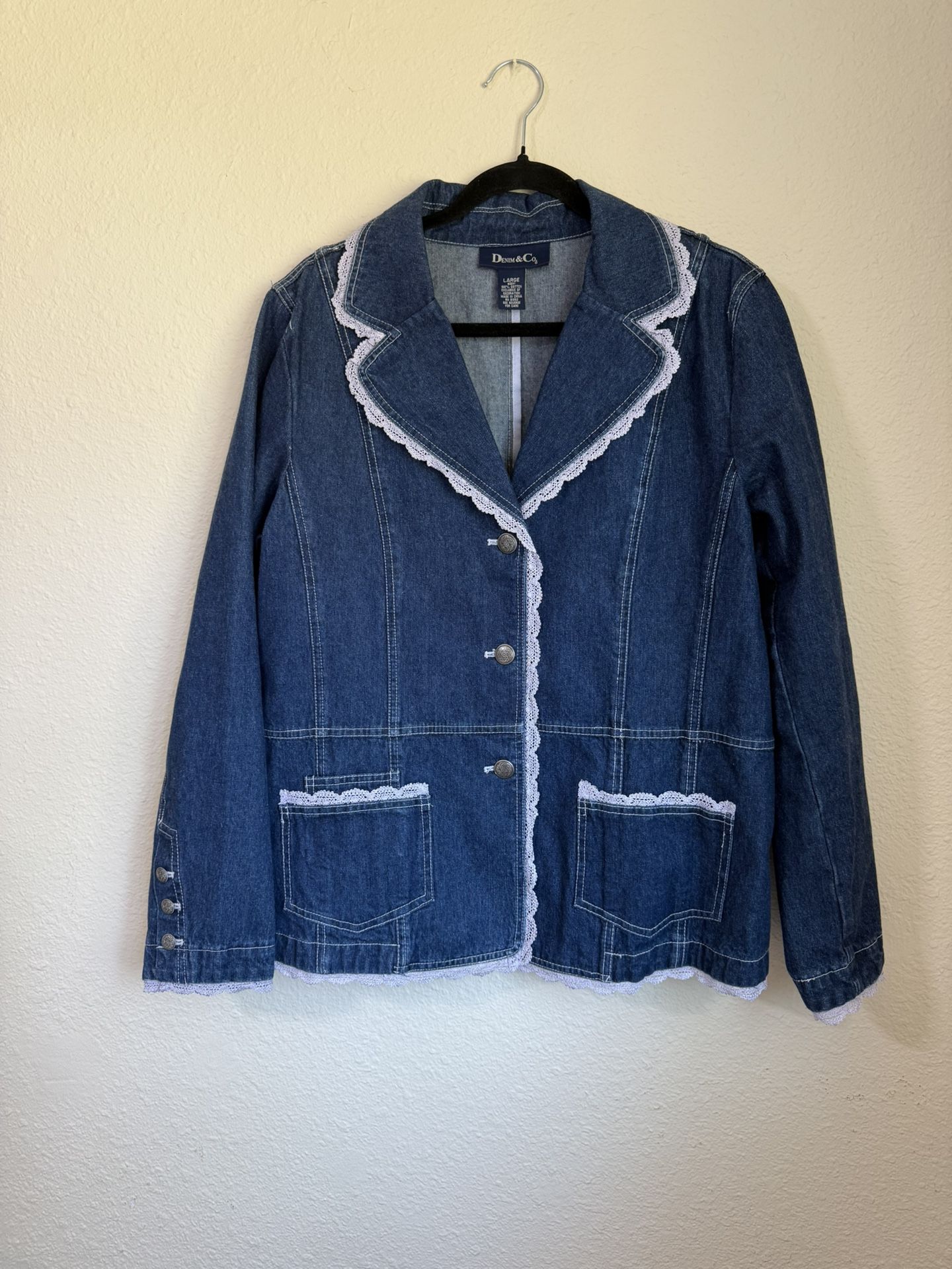 Denim&Co Blue Jean Jacket with White Trim