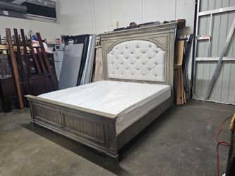King bed and mattress