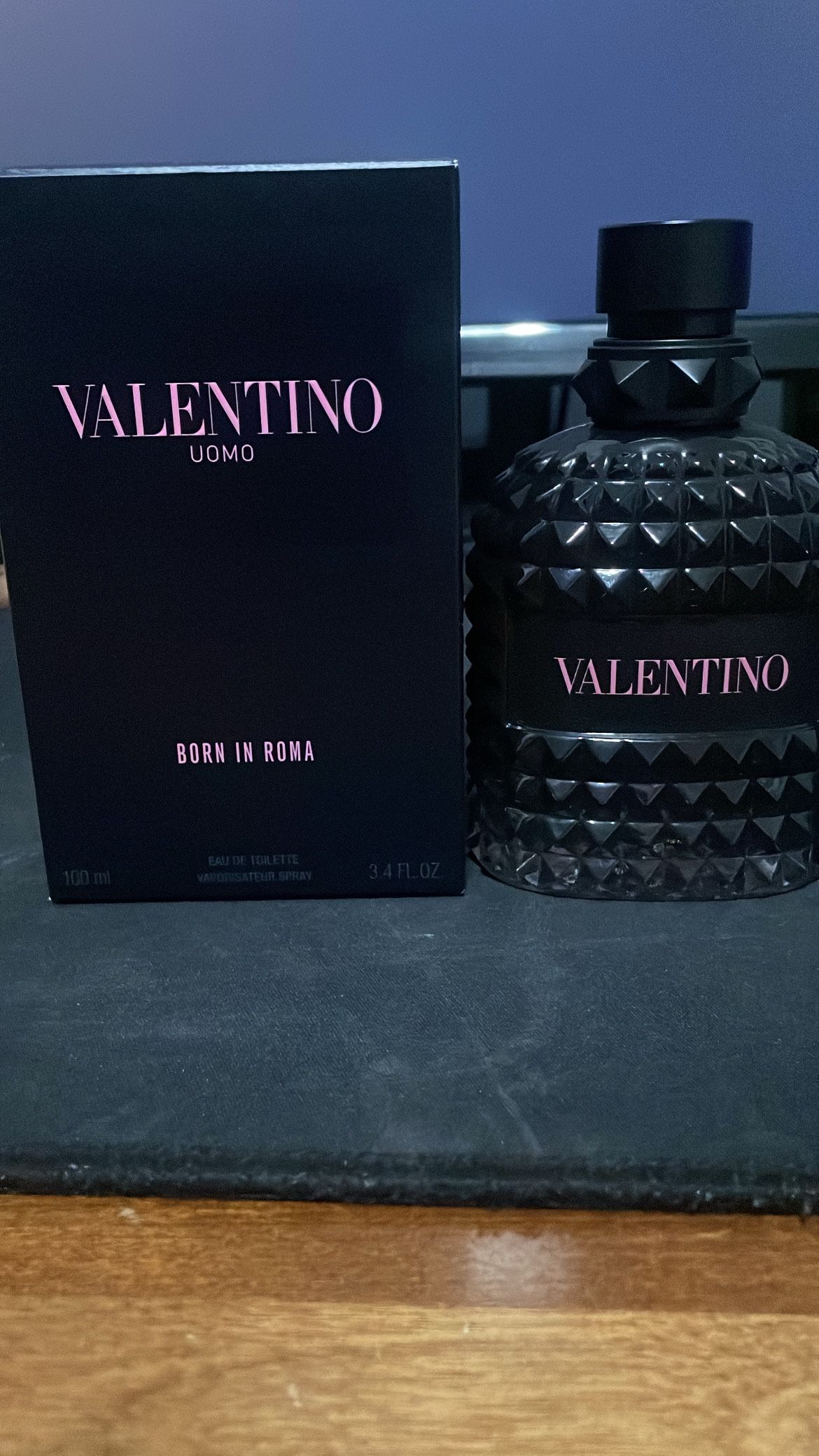Valentino Born In Roma 3.4 Oz (taking Offers No Lowballs)NOT FREE