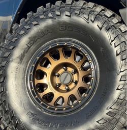 Method 709HD 17” Custom Finish Available In Bronze !!