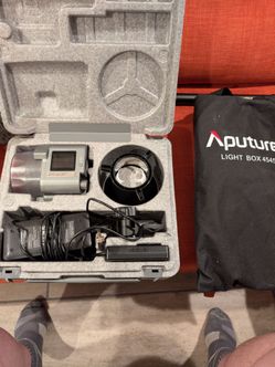 Amaran 60D s barely used with light box