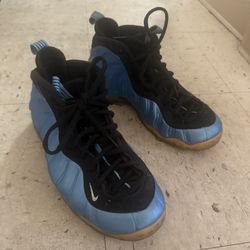 Best Offer Foam opposites men Size 10.5