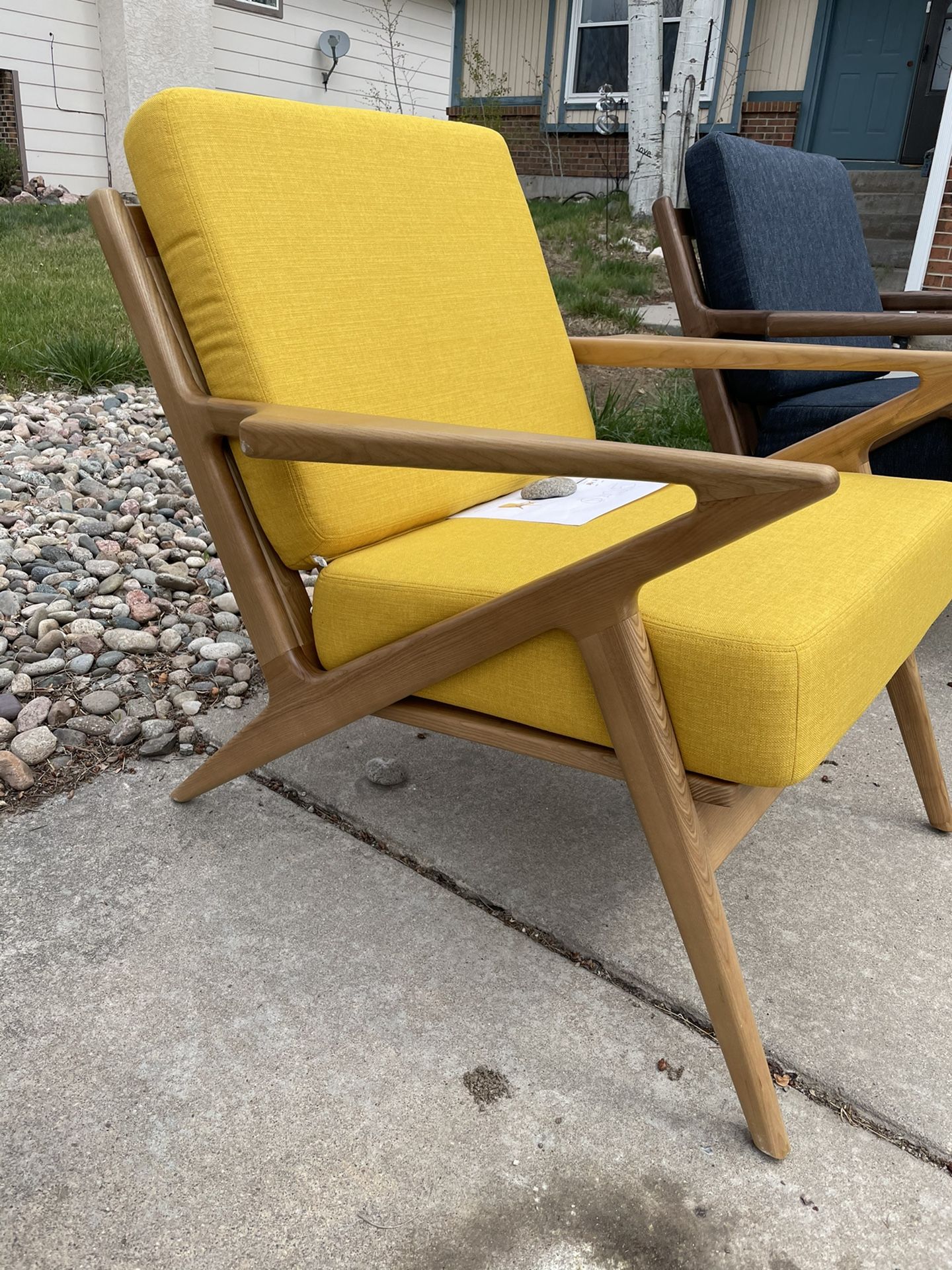 NEW Inside Weather Lounge Chair