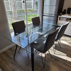 Dining Table With 4 Chairs