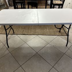 6ft Folding Table