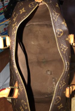 3 year old Louis Vuitton Mom Bag for Sale in Bartlett, IL - OfferUp