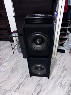 Skar Audio 2 10s Subs and Amps