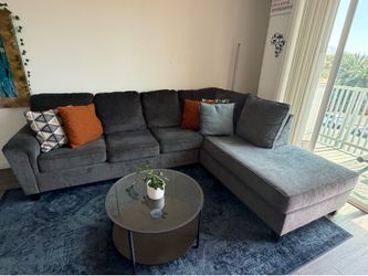 SOFA SET AND COFFEE TABLE