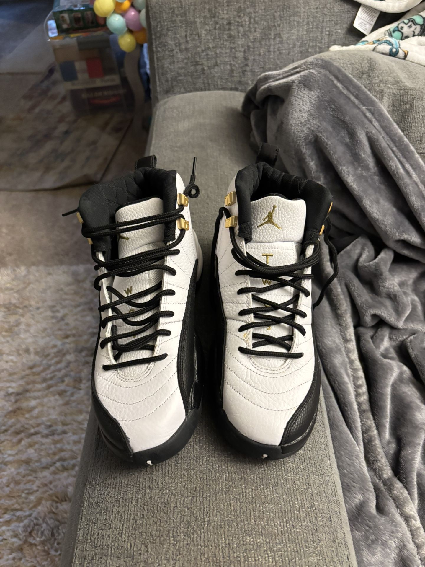Jordan 12 royalty taxi