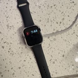 Apple Watch SE 44mm Black