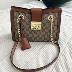 Woman shoulder bag purse