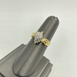 10KT YELLOW GOLD LADIES WEDDING/ FASHION RING W/ DIAMONDS APPROX .50CT TDW 2.7GR RING SIZE 8