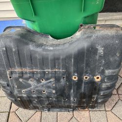 FUEL TANK SKID PLATE