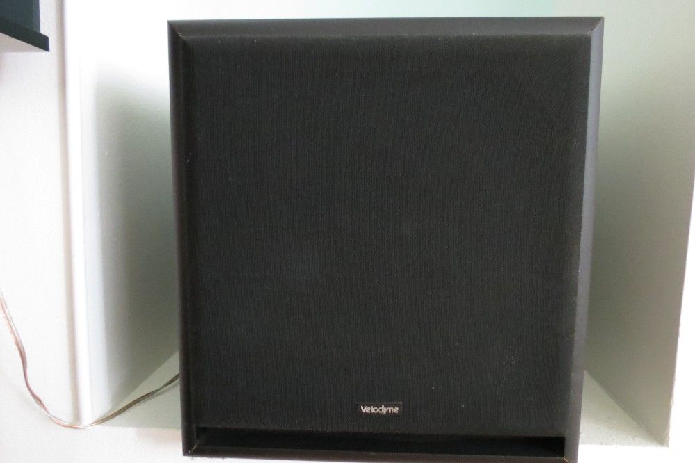 Velodyne  CT-100 Subwoofer