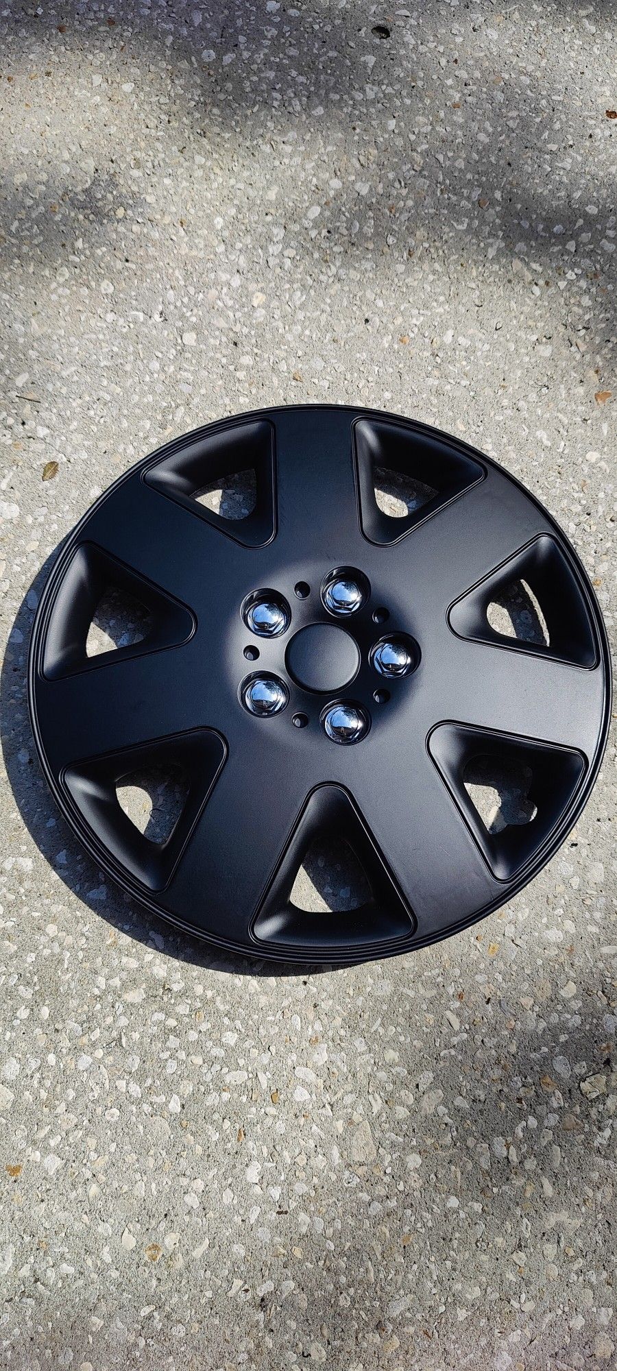 16-in Black Hubcaps