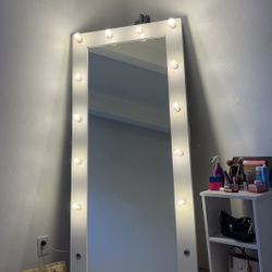 Hollywood Long Mirror With Lights 