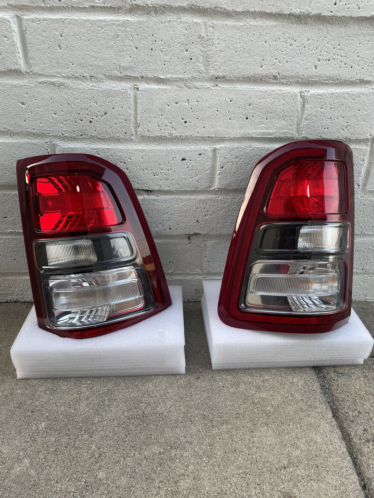 2023 Ram Rear And Front Headlights 
