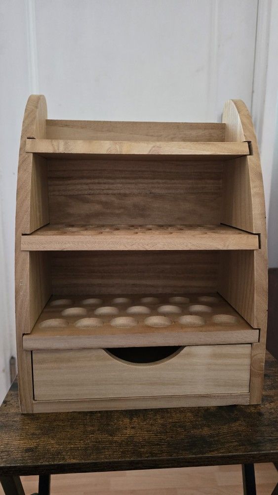 Cosmetic/Essential Oil Storage Rack