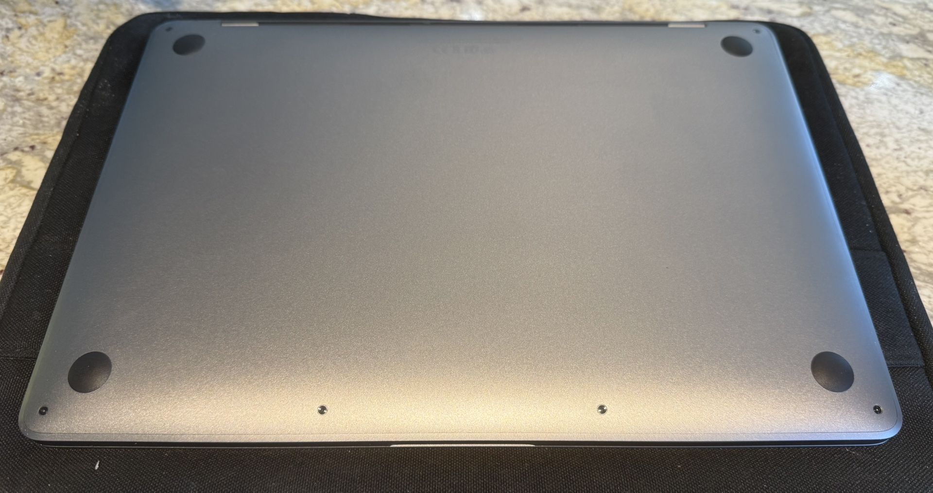 Apple MacBook Pro 13” M2 2022