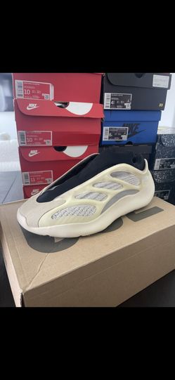 Yeezy 700 Azael Used/Like New Size 11M