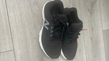 New balance woman size 8