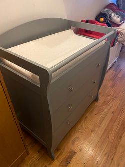 Changing table dresser
