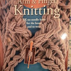 Arm And Finger Knitting Book