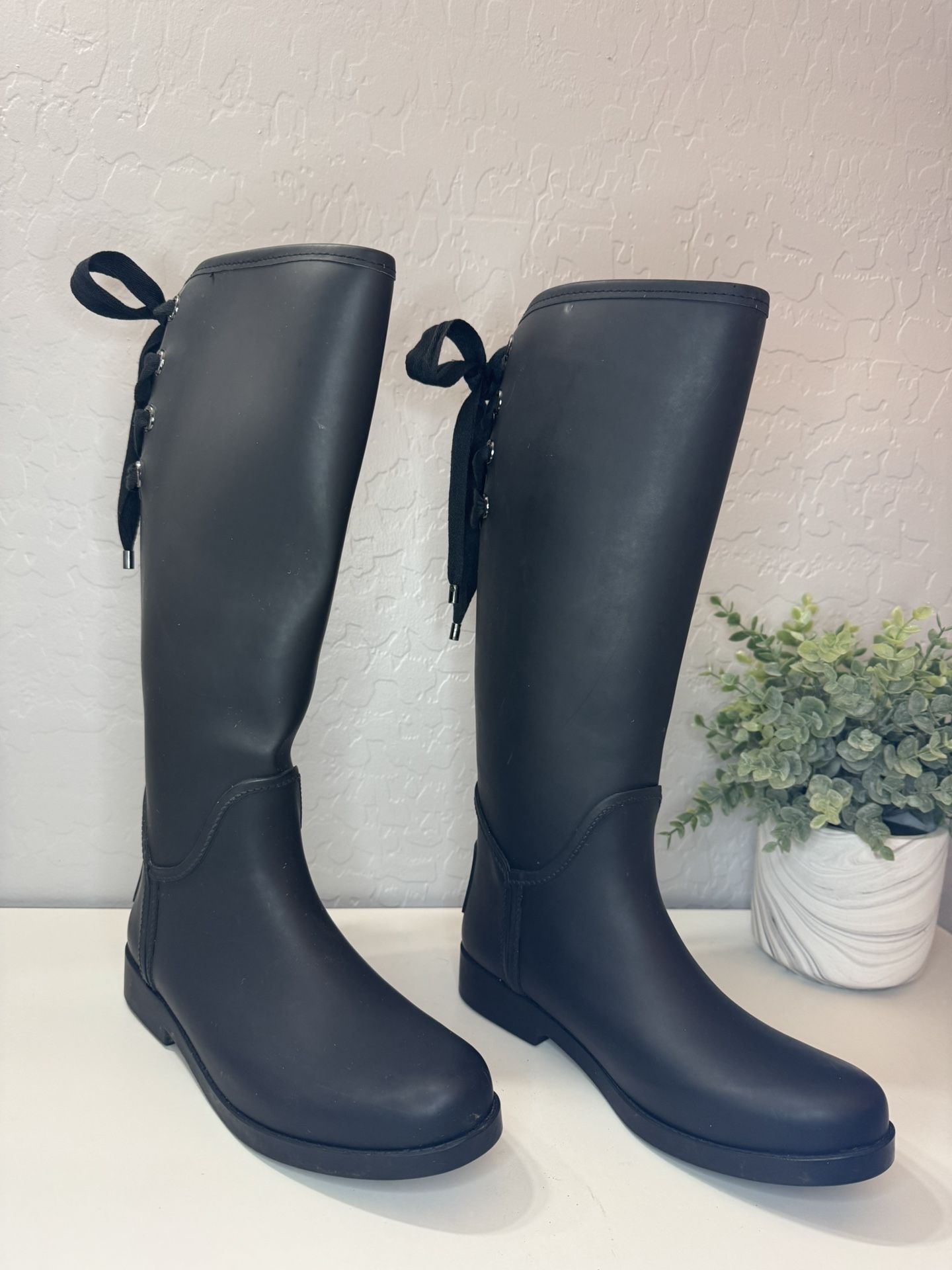 Coach Tall Warm Rain Boots Size 9