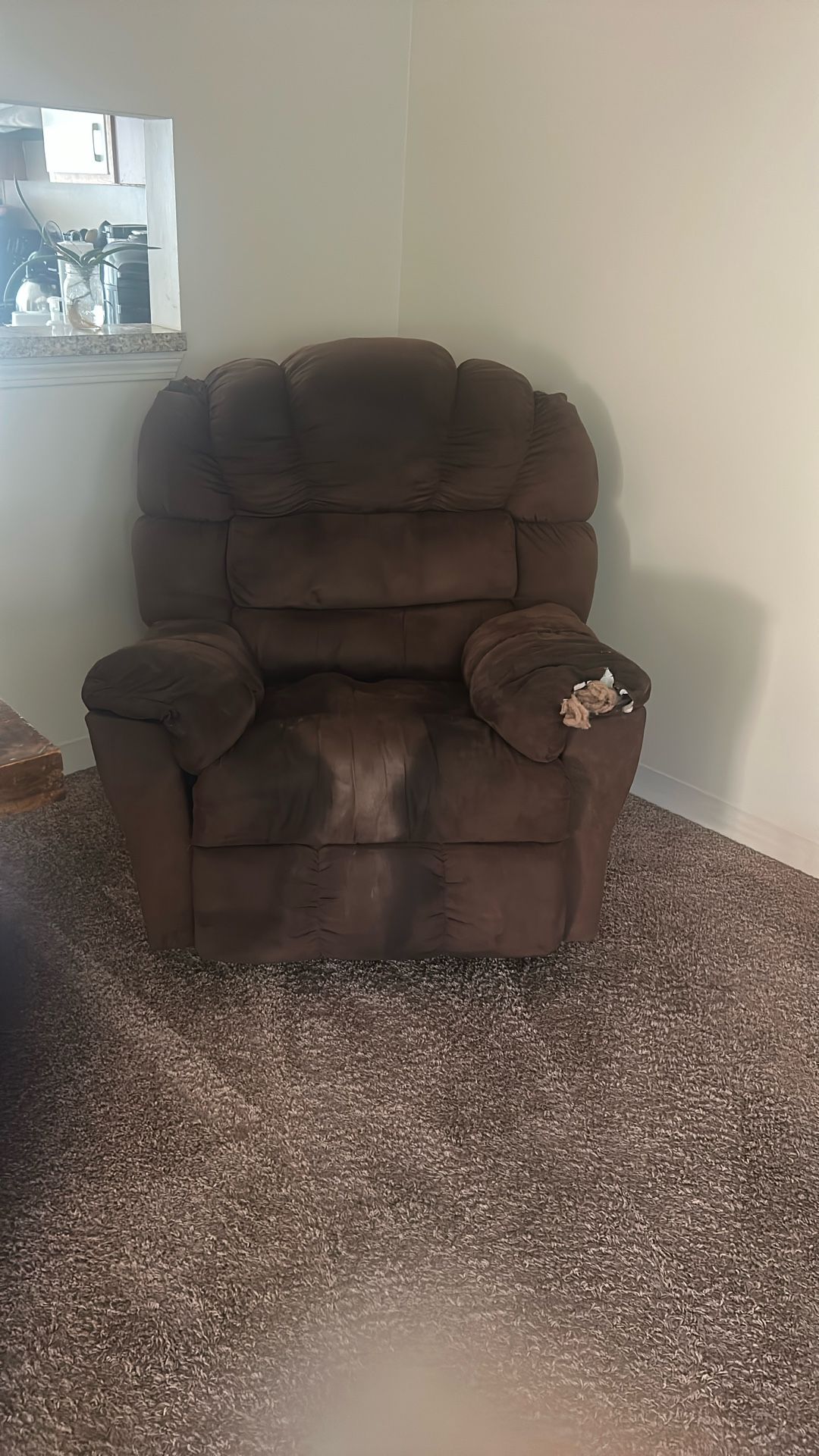 Vintage Recliner (good for reupholstersy)
